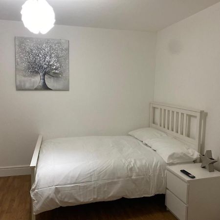 Apartamento Streatham High Street Londres Exterior foto